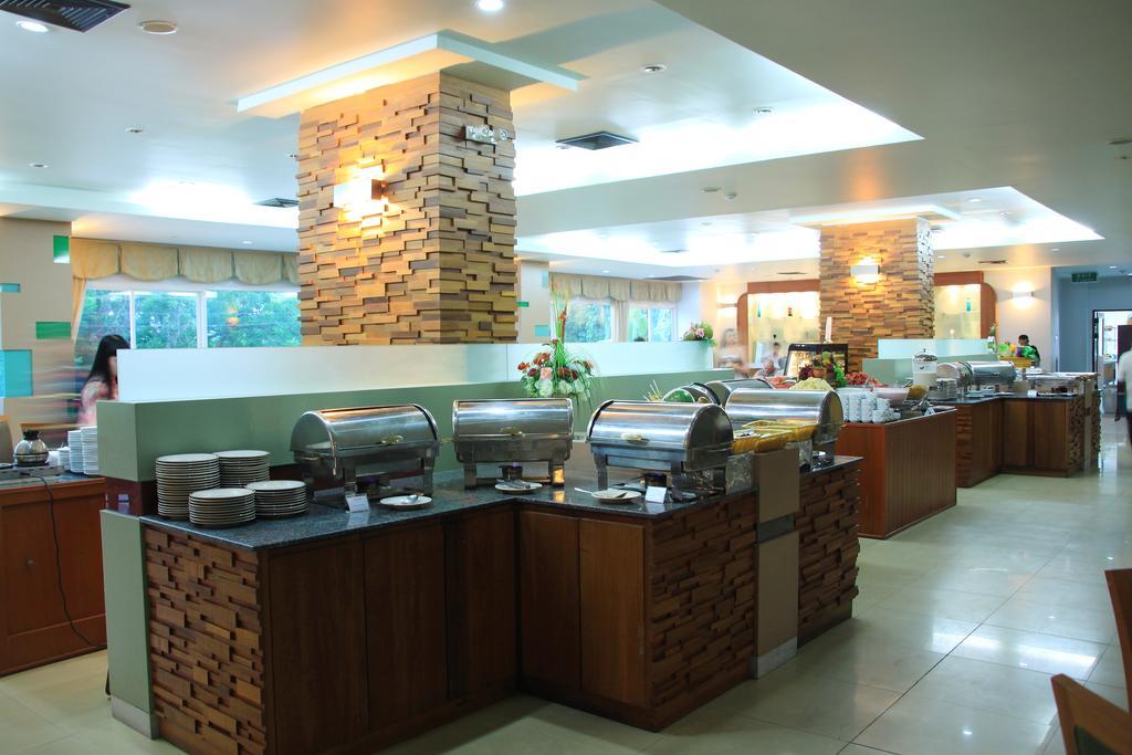 Sea Breeze Jomtien Resort Pattaja Kültér fotó